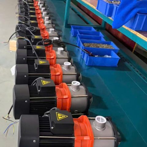 M&aacute;y bơm nước Aquatax (127)